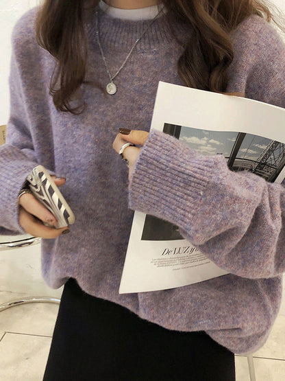 Well Tailored Sweater with a Graceful Silhouette