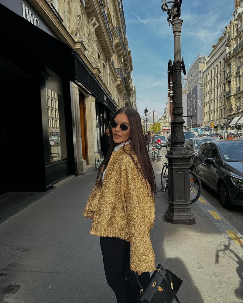 Gracefully Styled Jacket for Any Occasion