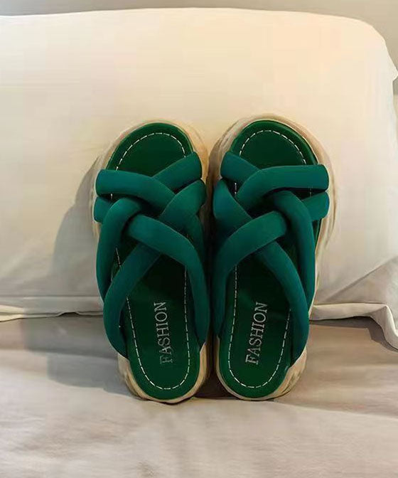 Polished Sandals with an Effortless Classic Look