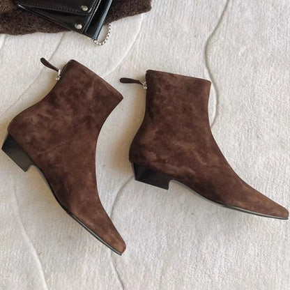 Elegantly Styled Boots for Everyday Wear