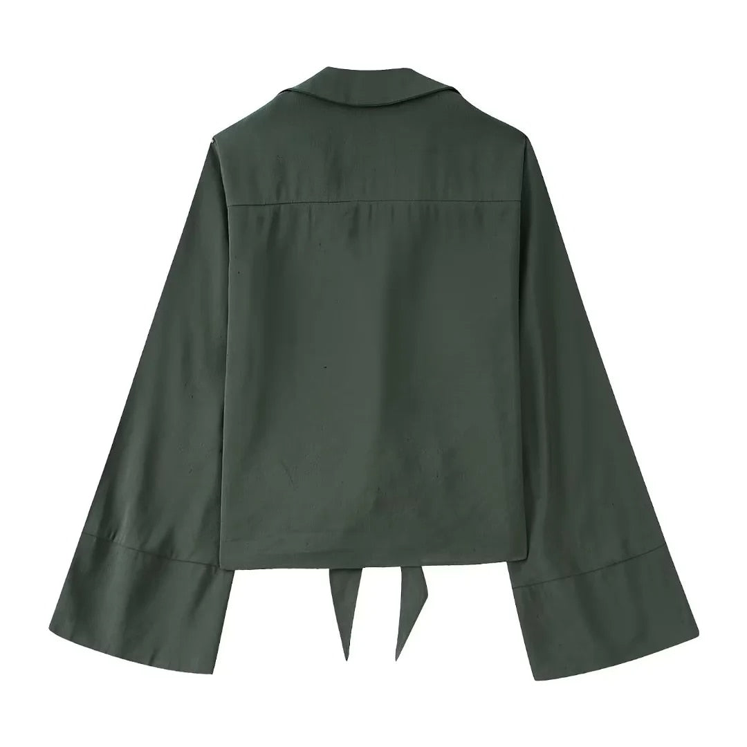Classic Vintage & Enduringly Stylish Top