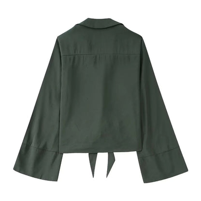 Classic Vintage & Enduringly Stylish Top