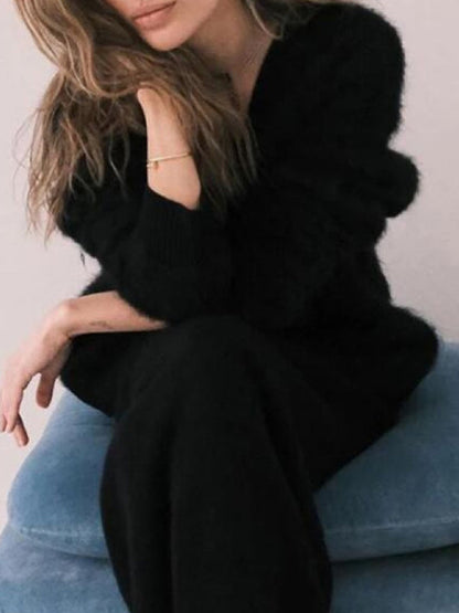 Effortlessly Elegant Cardigan with a Timeless Design