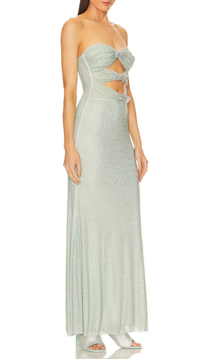 A Vintage Style Dress with Delicate Timeless Details