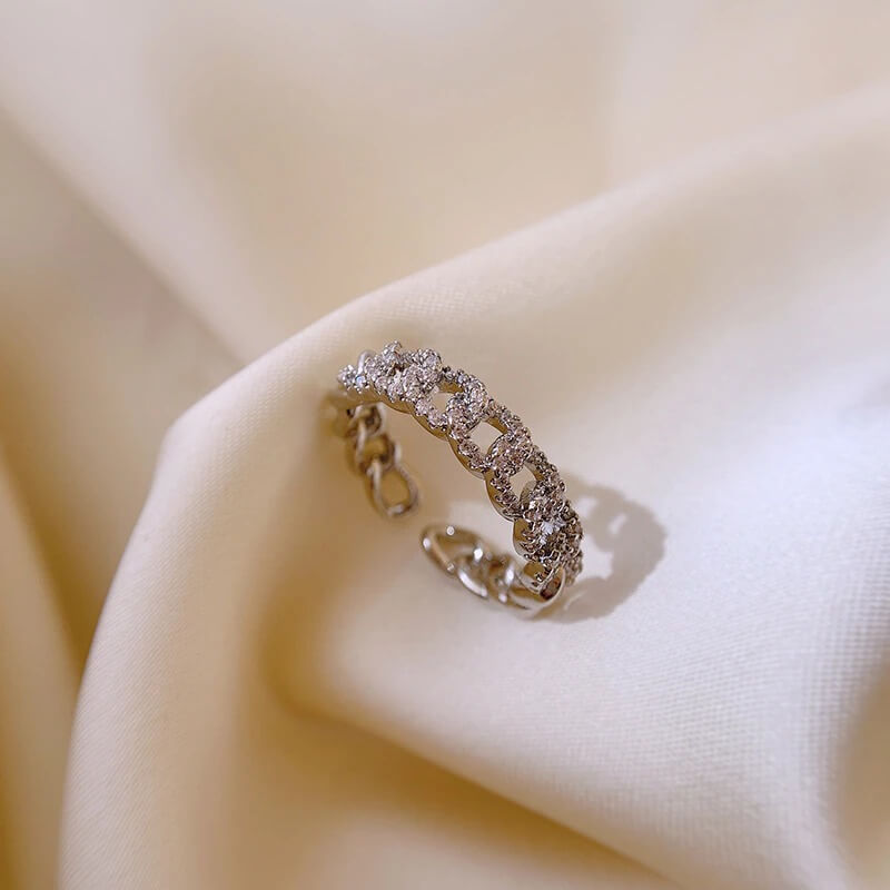 Beautifully Finished Garment in a Timeless Design