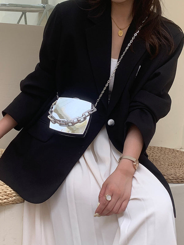 Gracefully Styled Bag for Any Occasion