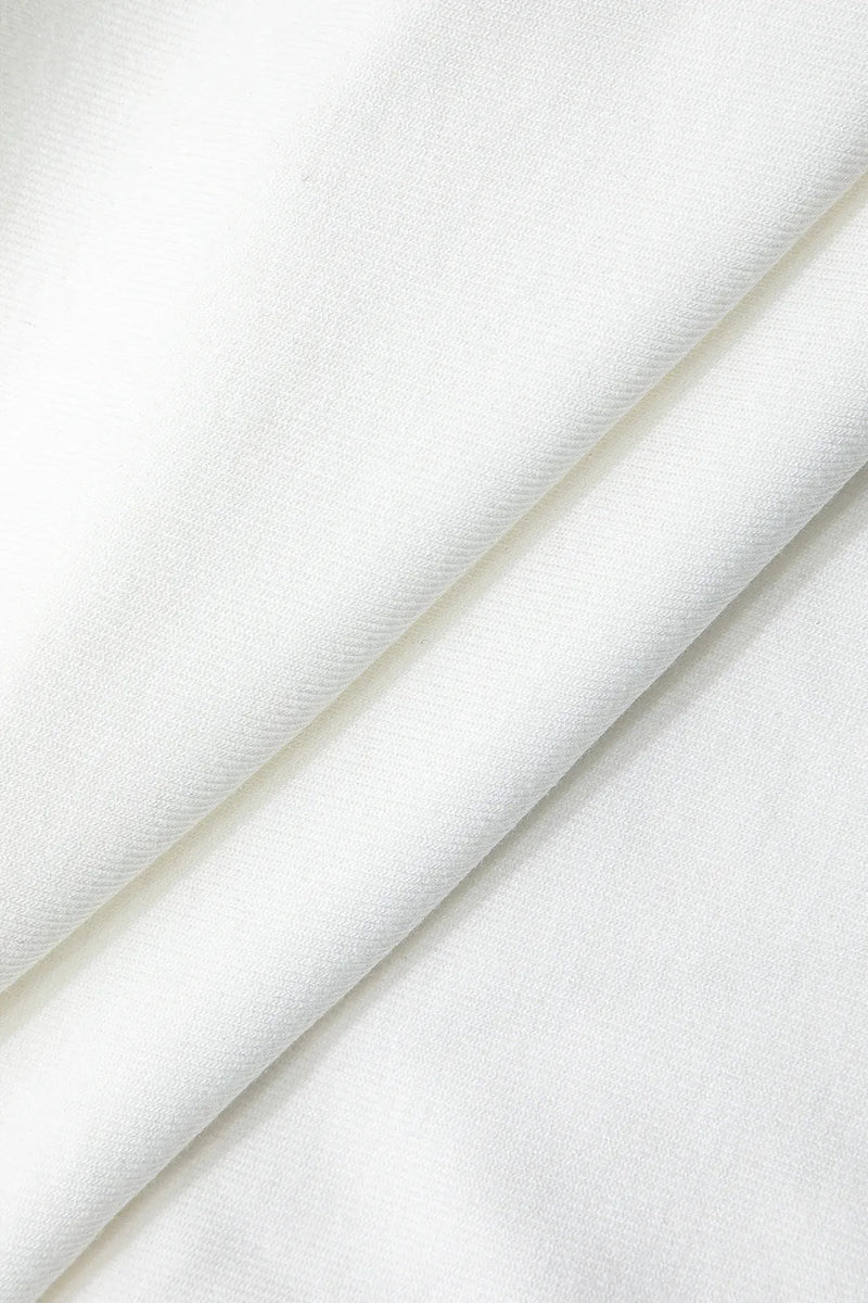 Effortlessly Elegant T-Shirt with a Timeless Design