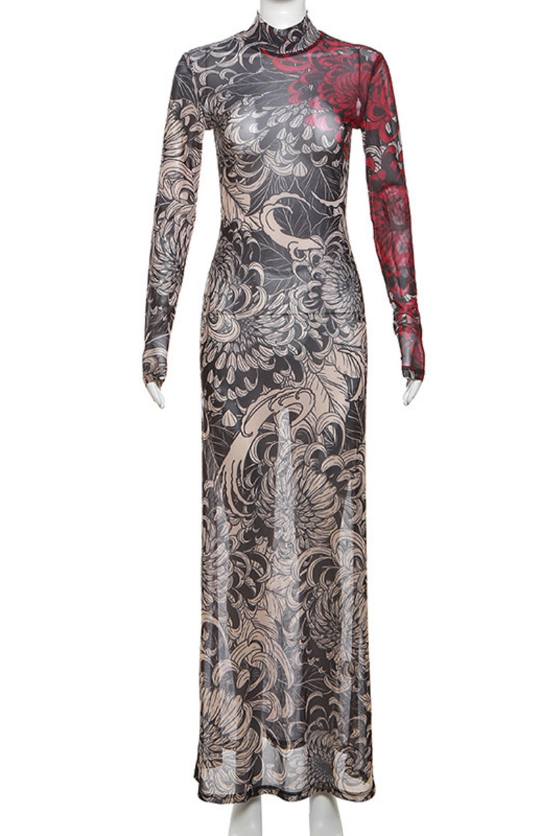 Well Tailored Dress with a Graceful Silhouette
