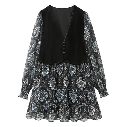 A Vintage Style Dress with Delicate Timeless Details