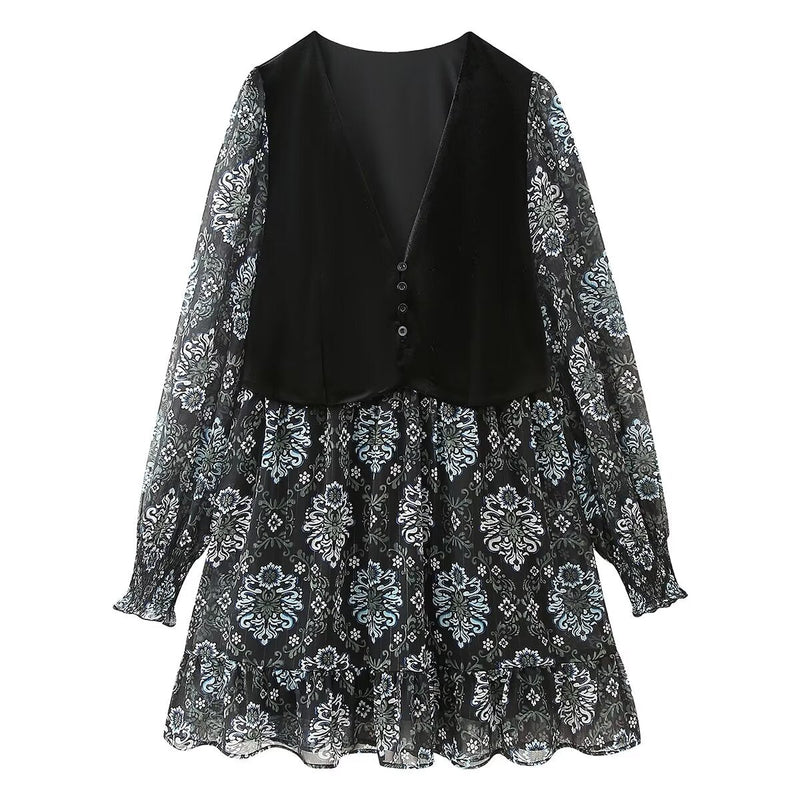 A Vintage Style Dress with Delicate Timeless Details