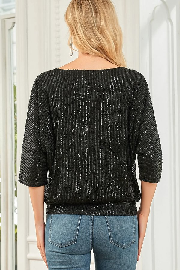 Classic Vintage Top with a Flattering Fit
