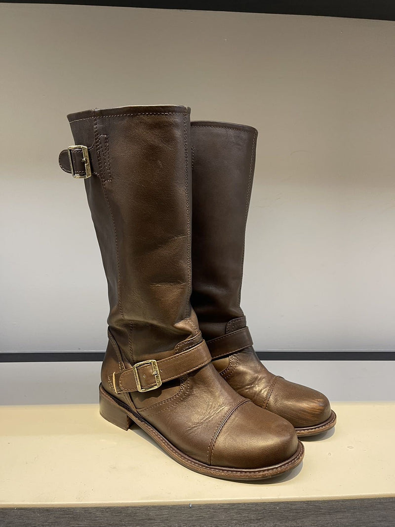Elegantly Styled Boots for Everyday Wear