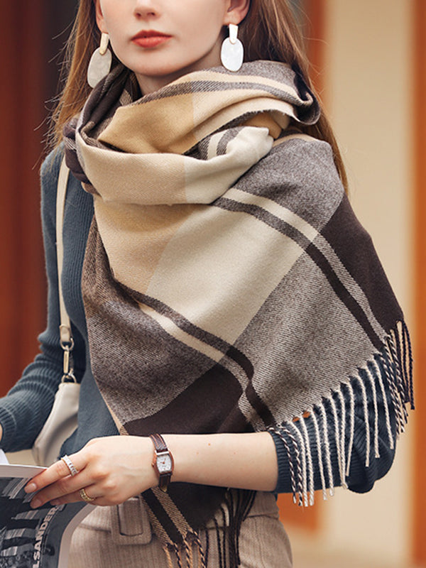 Gracefully Styled Garment for Any Occasion