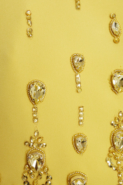 Beautifully Finished Garment in a Timeless Design
