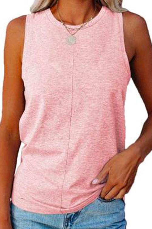Well Tailored Top with a Graceful Silhouette