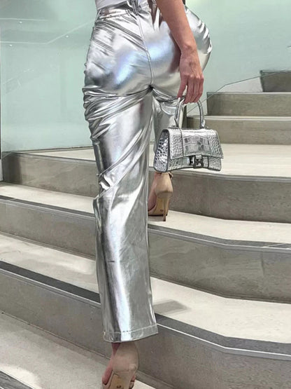 Well Tailored Pants with a Graceful Silhouette