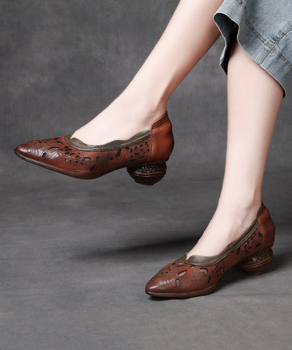 Well Tailored Heels with a Graceful Silhouette