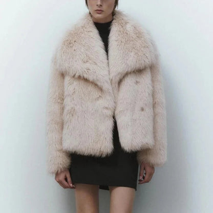 Polished Coat with an Effortless Classic Look