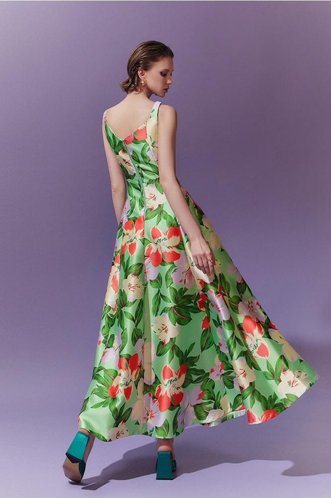 A Vintage Style Dress with Delicate Timeless Details