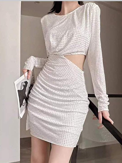 Gracefully Styled Dress for Any Occasion