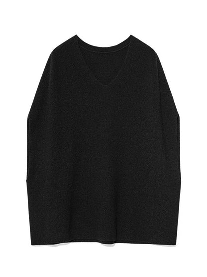 Well Tailored Top with a Graceful Silhouette