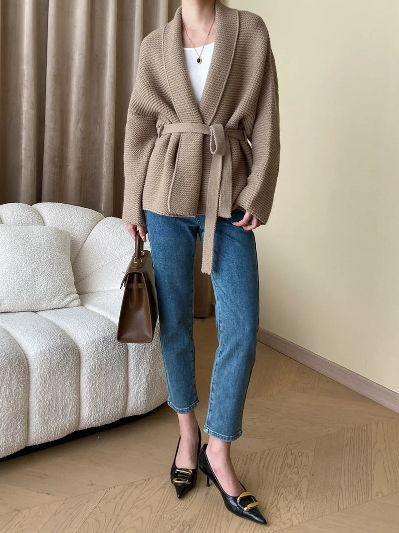 Gracefully Styled Cardigan for Any Occasion