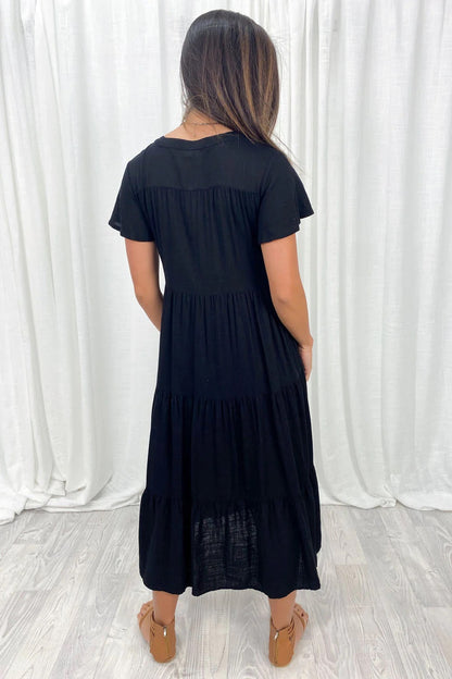 Polished Dress with an Effortless Classic Look