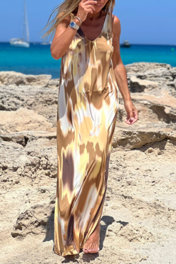 Sophisticated Dress with a Clean Classic Look