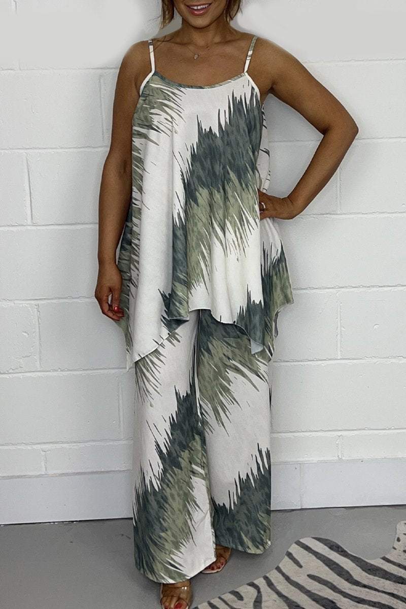 Polished Top with an Effortless Classic Look