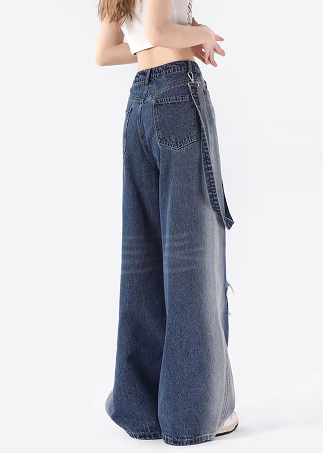 A Vintage Style Pants with Delicate Timeless Details