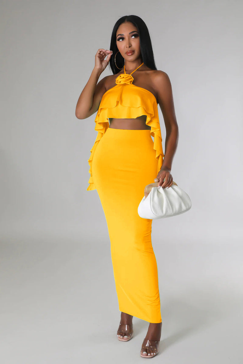 Well Tailored Dress with a Graceful Silhouette