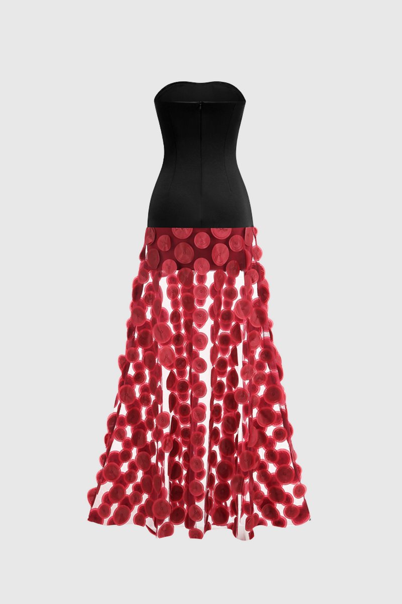 Beautifully Crafted Dress in a Classic Style