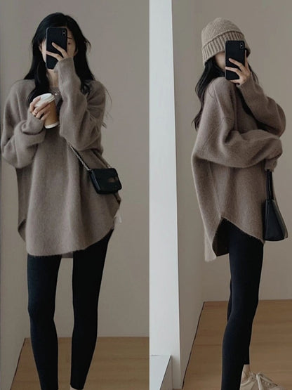 Well Tailored Sweater with a Graceful Silhouette