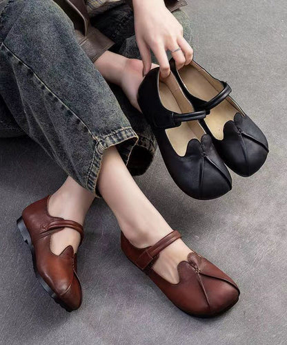 Polished Shoes with an Effortless Classic Look