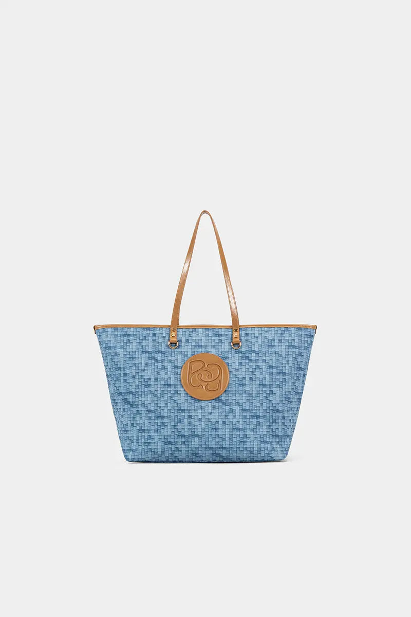 A Vintage Style Bag with Delicate Timeless Details