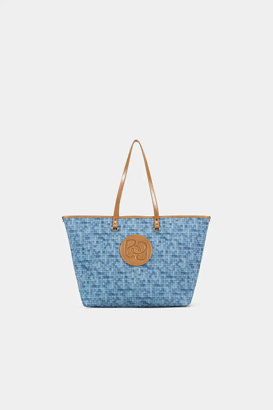 A Vintage Style Bag with Delicate Timeless Details