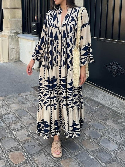 Classic Vintage Dress with a Flattering Fit
