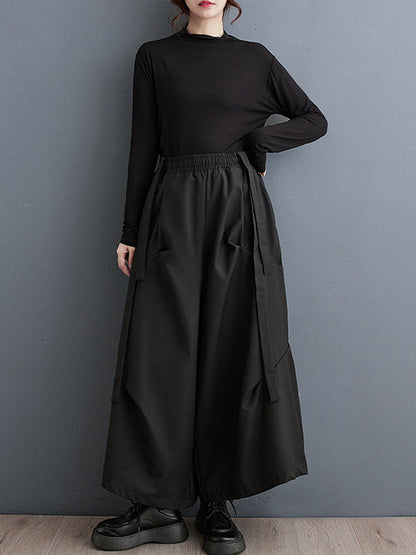 Effortlessly Elegant Pants with a Timeless Design