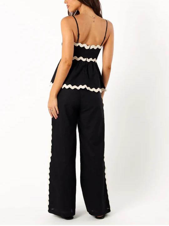 Elegantly Styled Pants for Everyday Wear