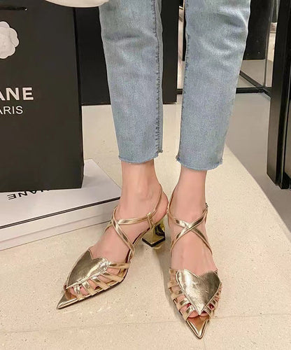 Well Tailored Sandals with a Graceful Silhouette