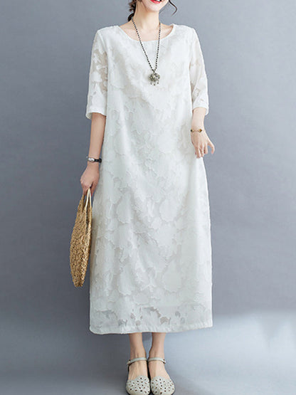 Classic Vintage Dress with a Flattering Fit
