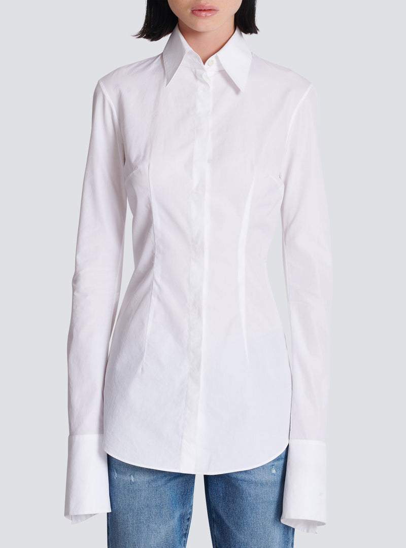 Classic Vintage Shirt with a Flattering Fit