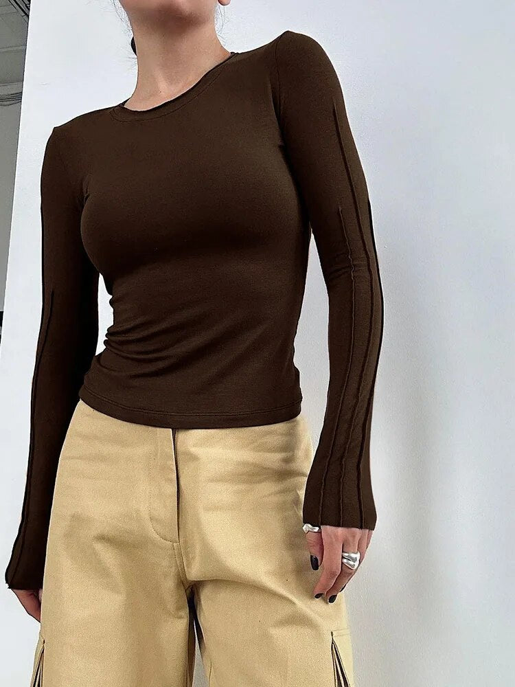 Effortlessly Elegant Pullover with a Timeless Design