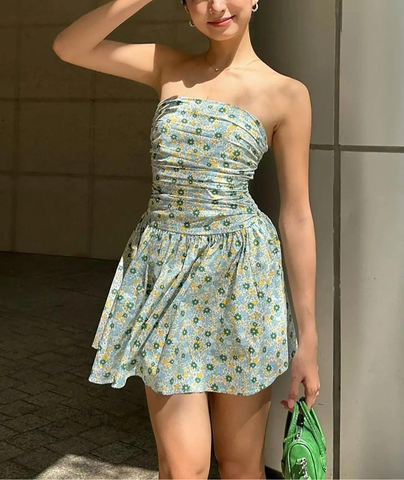 Classic Vintage Dress with a Flattering Fit
