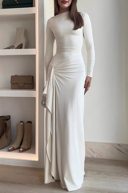Effortlessly Elegant Dress with a Timeless Design
