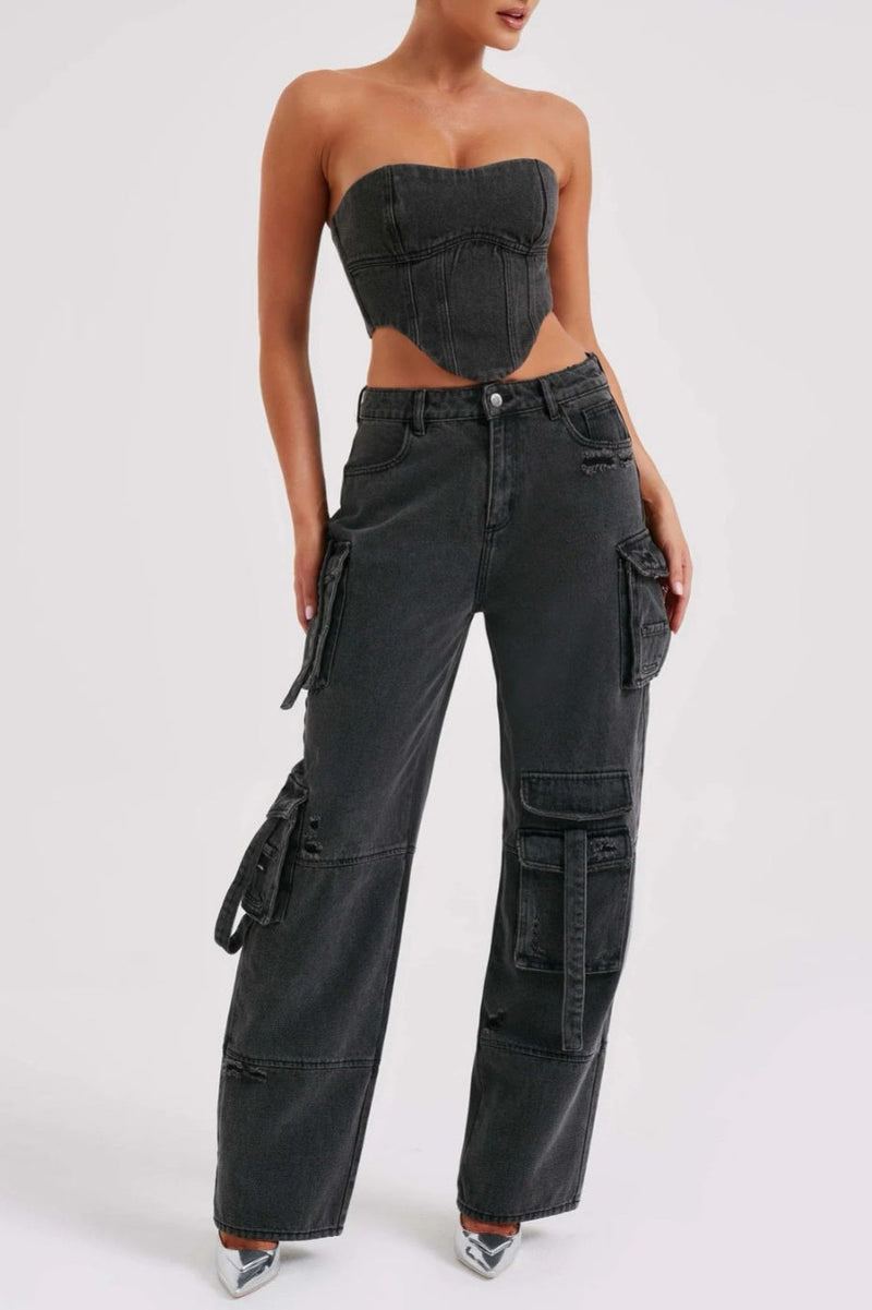 Well Tailored Garment with a Graceful Silhouette