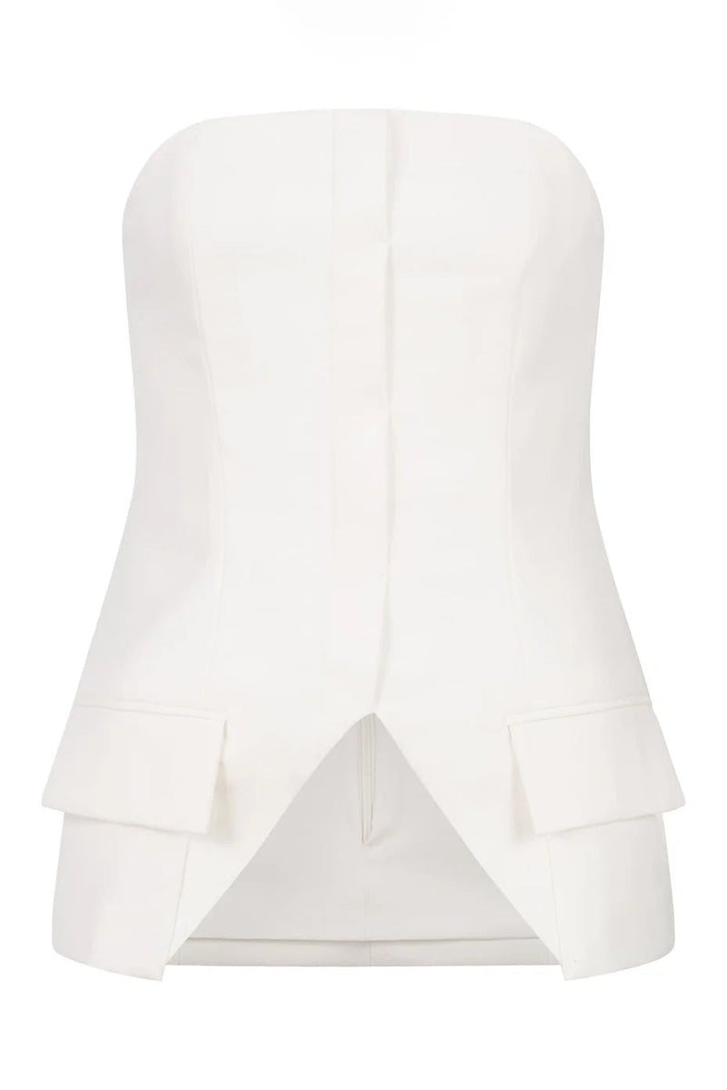 Effortlessly Elegant Pants with a Timeless Design