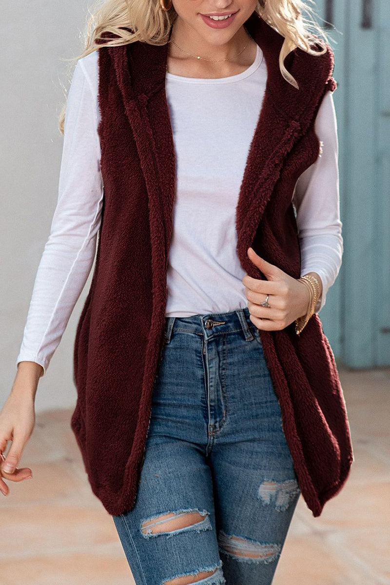 Beautifully Finished Top in a Timeless Design