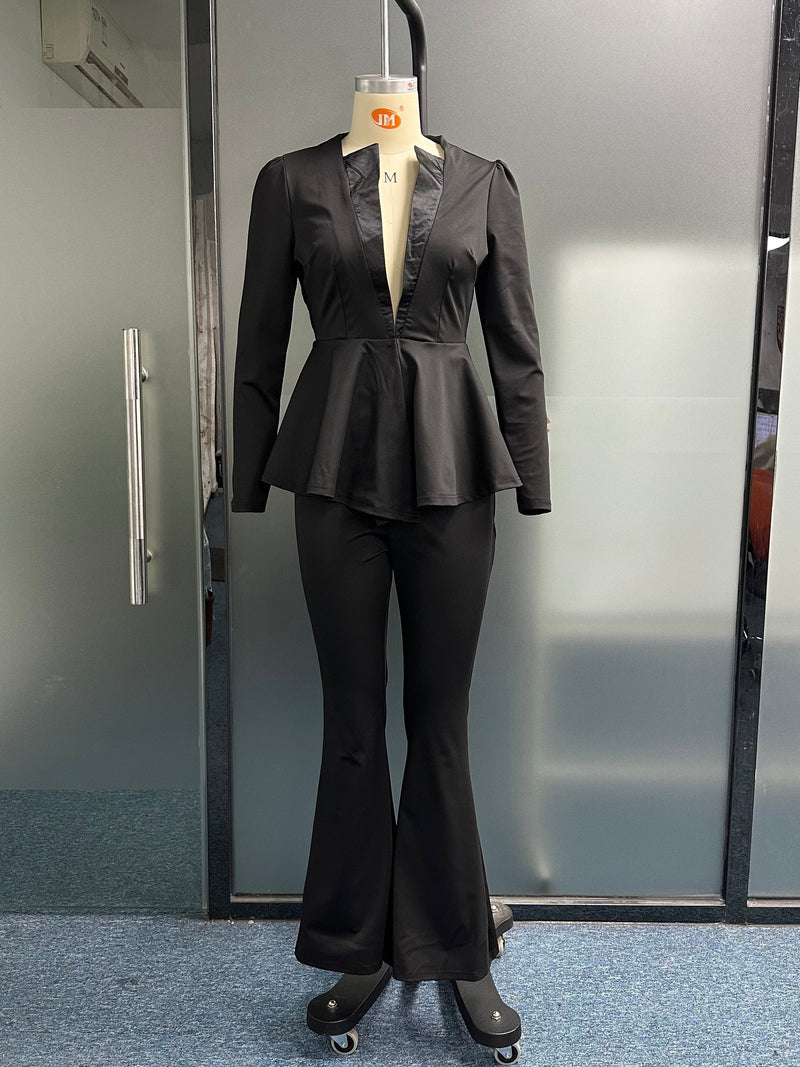 Polished Pants with an Effortless Classic Look