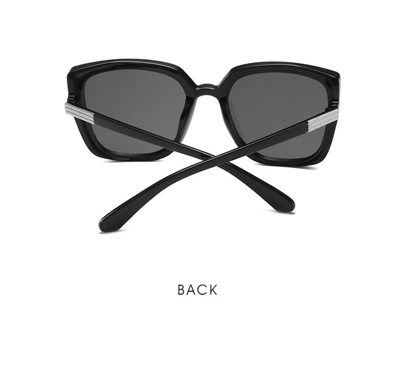 Sophisticated Garment with a Clean Classic Look